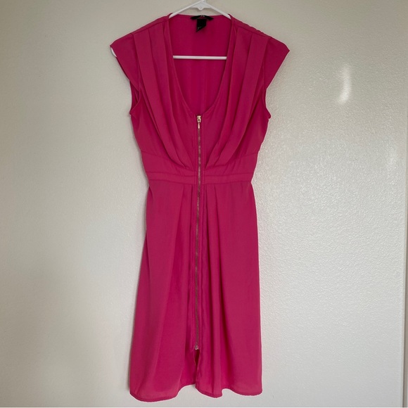 Dress - Picture 1 of 5